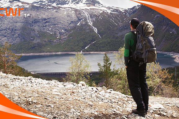 When it comes to wooden trails & beautiful views, nothing beats Toronto. Read here to learn about the best hikes near Toronto.