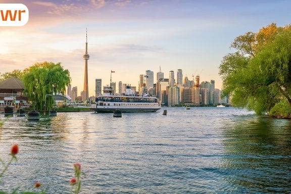 Britney Spears may face Canada entry ban after DUI